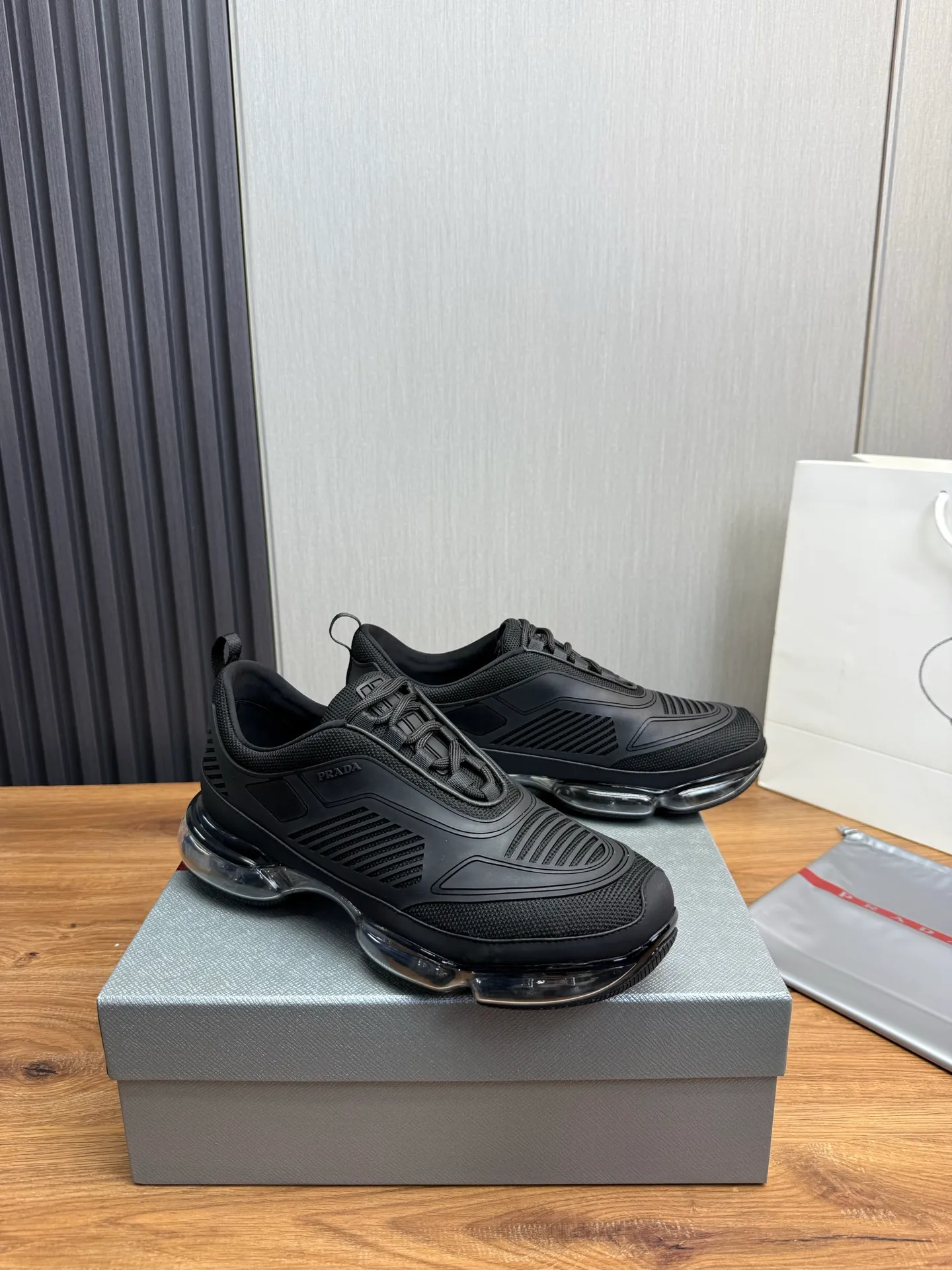 Men's shoes 💰640💰 [PRADA] Men's shoes are popular in the counter, high-quality shipments ✔️Official website synchronization, original fly-woven epoxy fabric + cowhide lining, 1⃣️ to 1⃣️ replica, original air-cushion original bottom, 38-45 (one size larger)